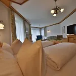 Romantik & Der Laterndl Hof Haldensee