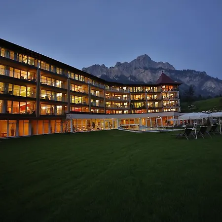 ホテル Romantik & Der Laterndl Hof