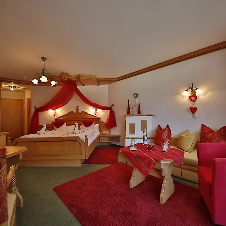 Romantik & Der Laterndl Hof