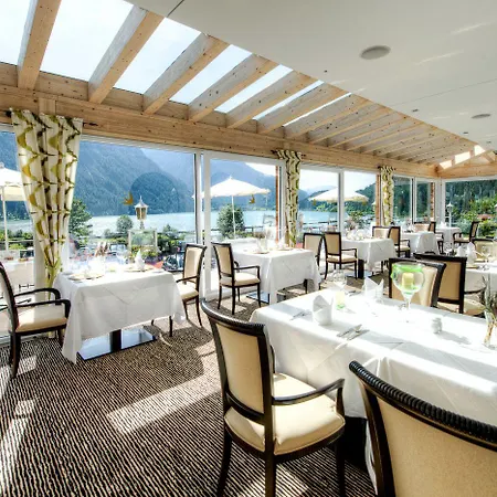 Romantik & Der Laterndl Hof ハルデンゼー