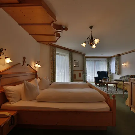 Romantik Resort & Spa Der Laterndl Hof 4* Haldensee