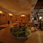 فندق Romantik & Der Laterndl Hof