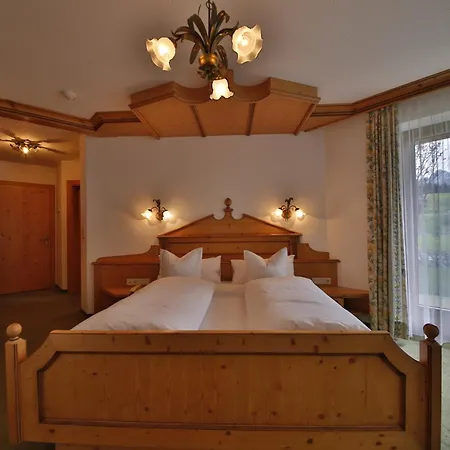 Hotel Romantik & Der Laterndl Hof